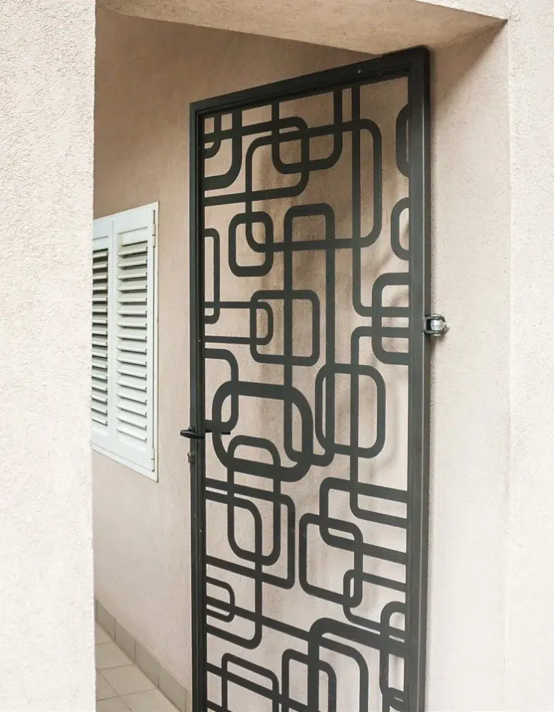 Benefits of <br><span class="red">Custom Doors</span>